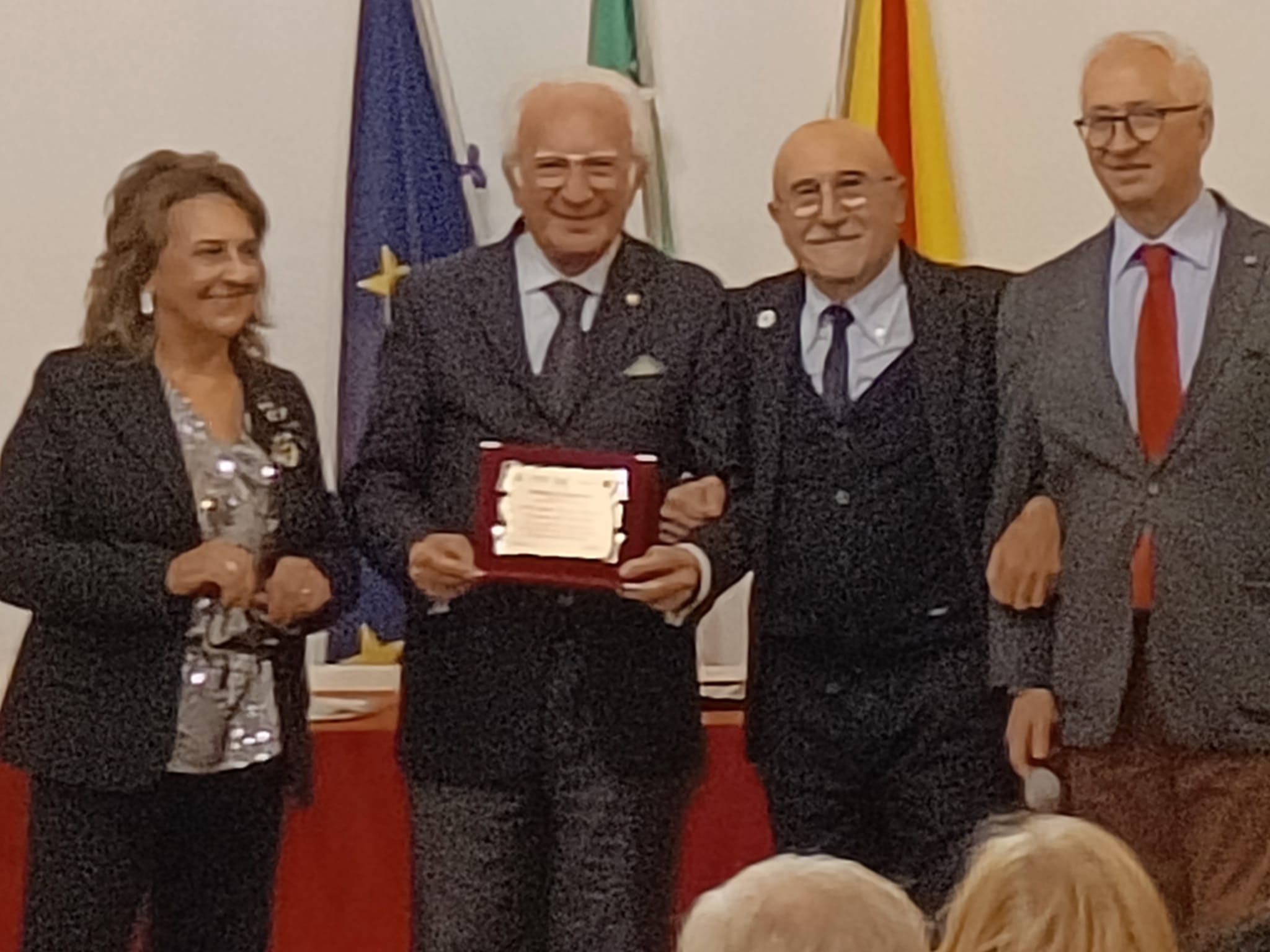 Palermo, Villa Niscemi: al giornalista Giacomo Glaviano consegnato il premio “Kermesse 2023”.