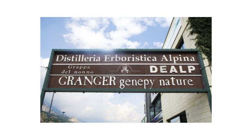 DEALP, la distilleria   erboristica alpina: dalla storia agli attuali riconoscimenti.            Di Fulvio Falbo