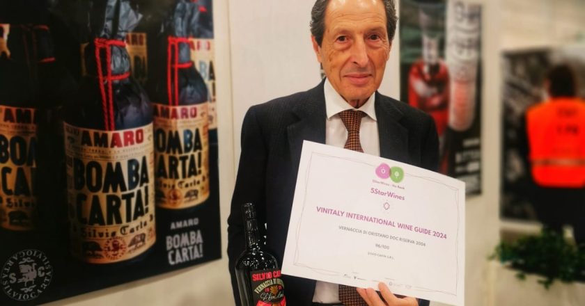 Il Vernaccia di Oristano DOC Riserva 2004 di Silvio Carta è stato premiato “Miglior Vino Bianco Italiano” al Vinitaly 2024.