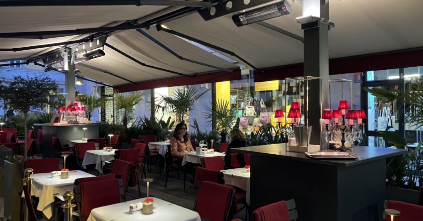Il Café Sacher, un pezzo di Vienna a Trieste