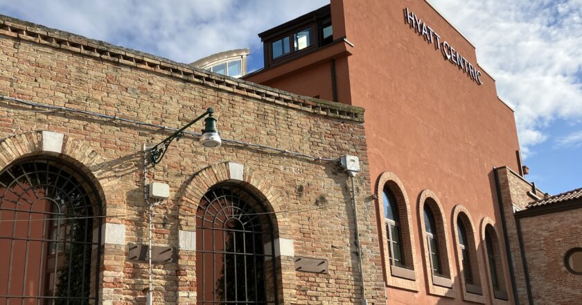 I SAPORI DELLA LAGUNA: UN VIAGGIO A MURANO ATTRAVERSO LA TRADIZIONE