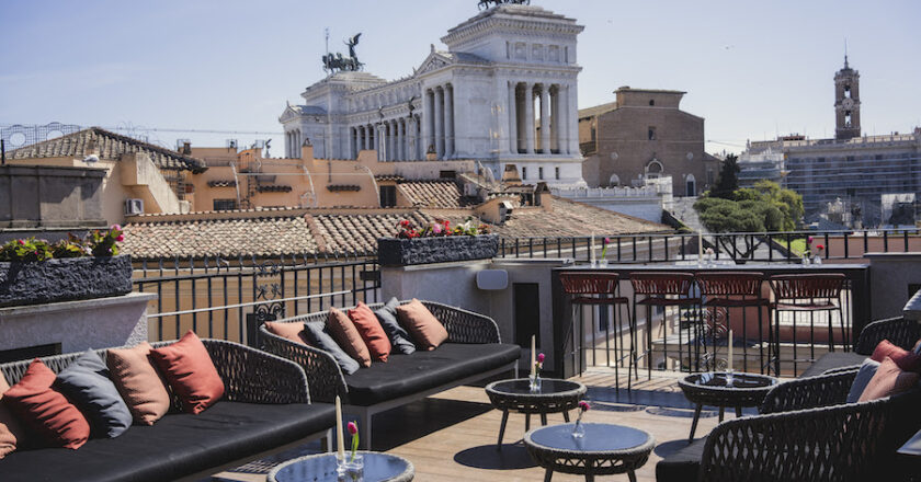 Dove mangiare a Roma (e dintorni) ad agosto:terrazze, giardini urbani, piazzette segrete e mare