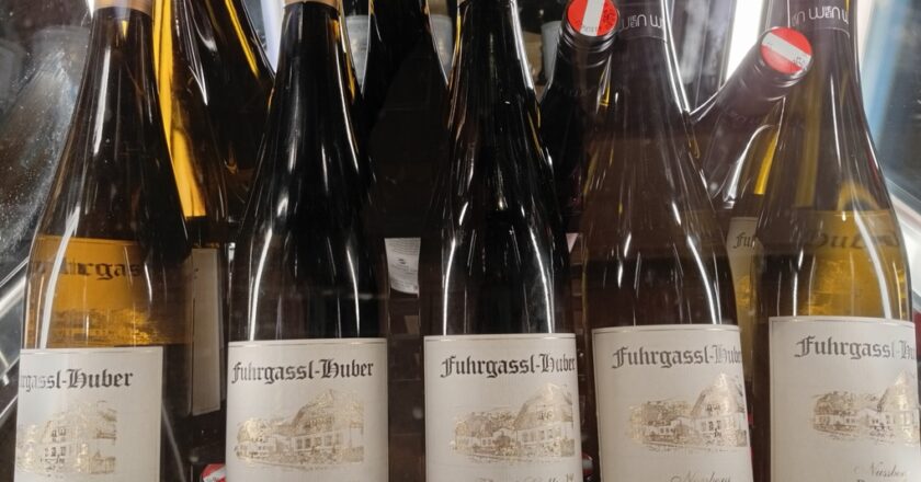 Gusto viennese autentico tra i vigneti di Neustift 