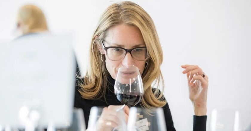 “DIETRO LE QUINTE DI UN VINTAGE REPORT”:TASTING CON MICHAELA MORRIS A BAROLO