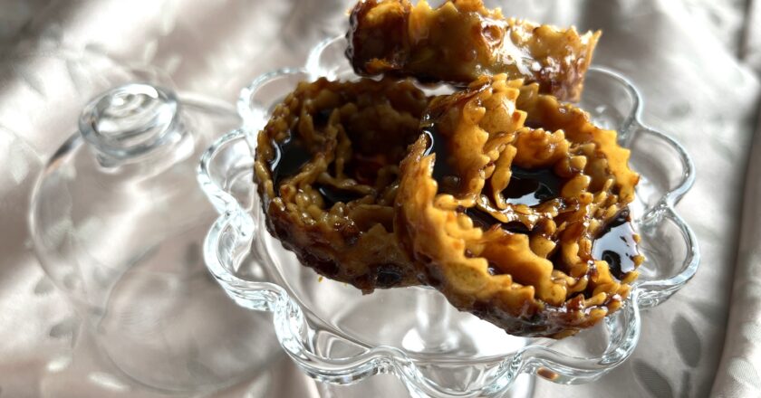 Le cartellate pugliesi, un dolce esperienza sensoriale che profuma di cannella