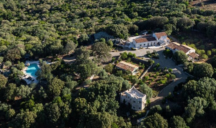 LIVING WELL A GALLICANTU